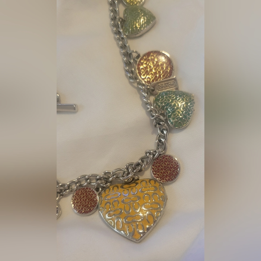 Vintage coach charm necklace - Picture 2 of 4